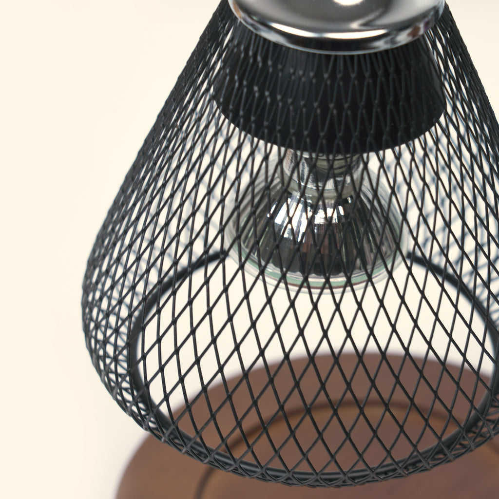 Close-up of the diamond mesh shade on the Lattice Bell Candle Warmer Lamp.