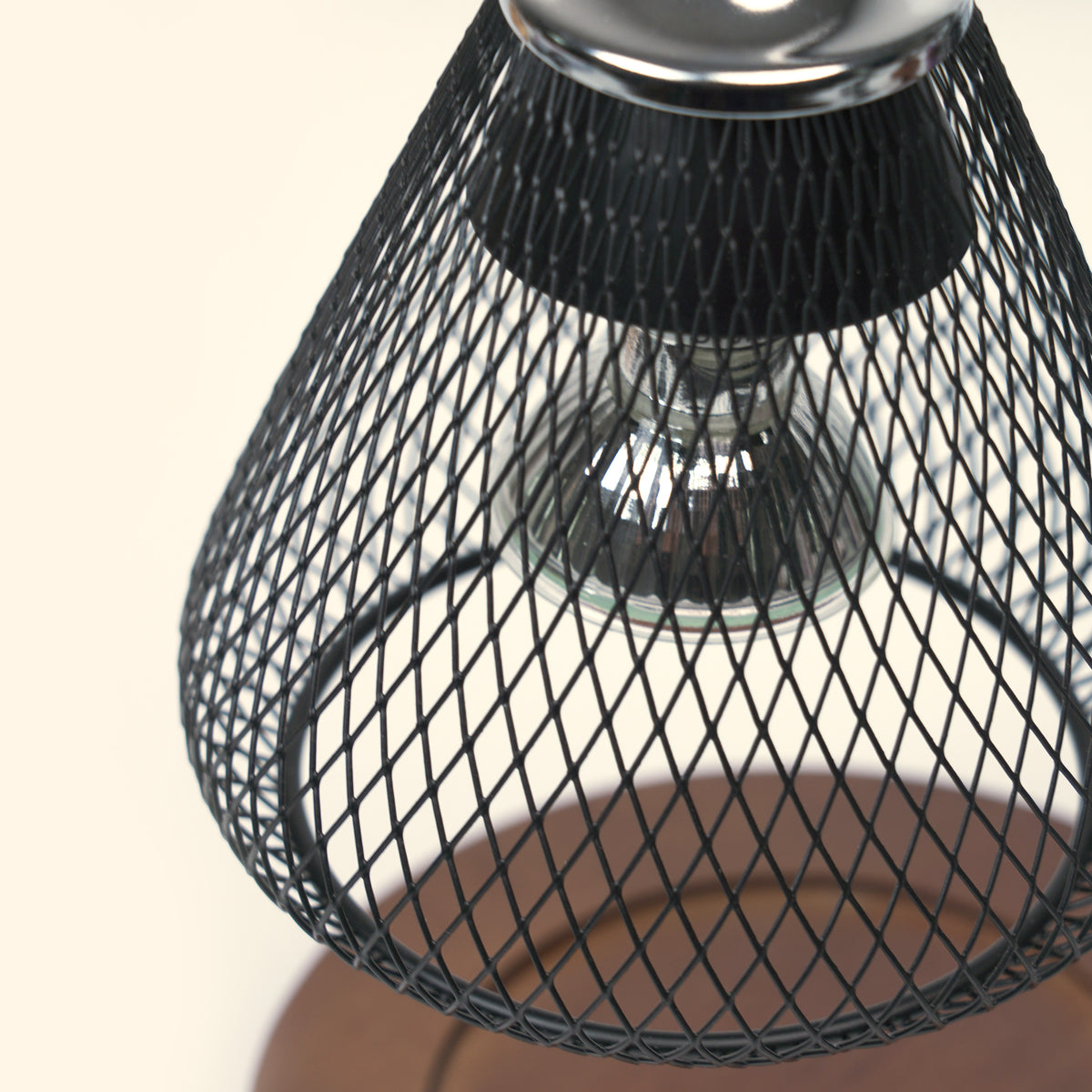 Close-up of the diamond mesh shade on the Lattice Bell Candle Warmer Lamp.