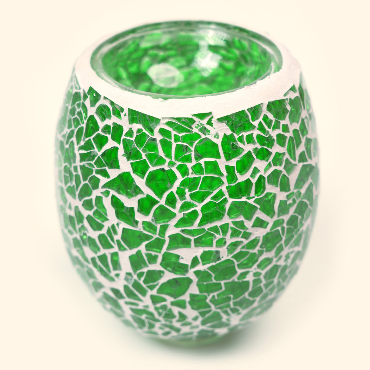  Close-up of the green mosaic glass shade on the Emerald Mosaic Pluggable Wax Warmer.